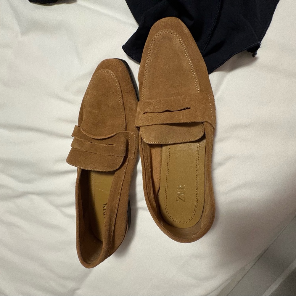 Zara Tan Leather Slip-On Loafers